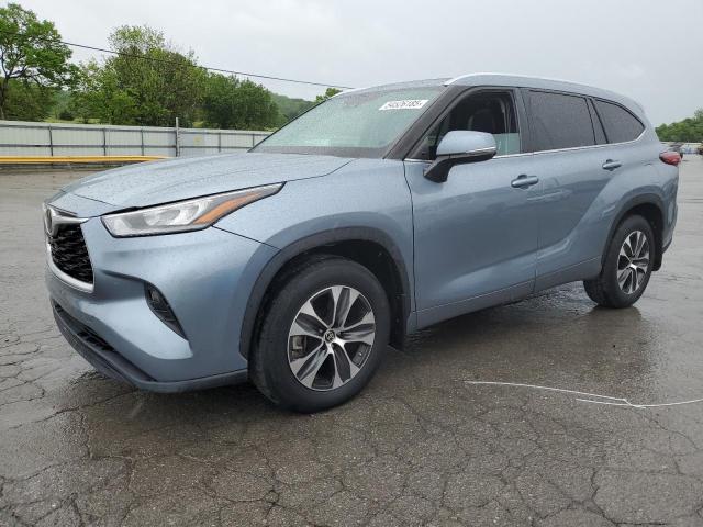 TOYOTA HIGHLANDER XLE 2020