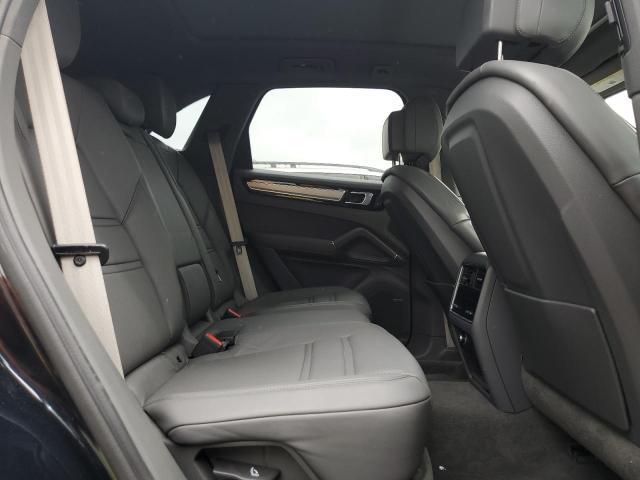 PORSCHE CAYENNE BASE 2023