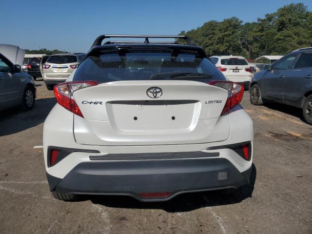 TOYOTA C-HR XLE 2022