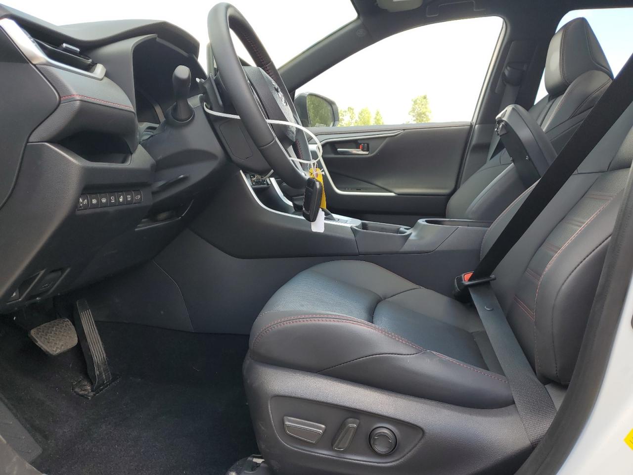TOYOTA RAV4 PRIME XSE  2024