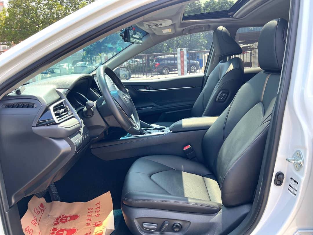 TOYOTA CAMRY 2023