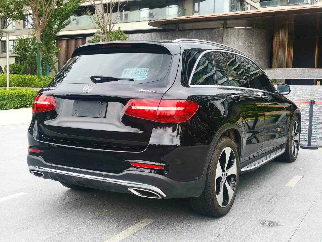 Mercedes-Benz GLC 300 4MATIC 2018