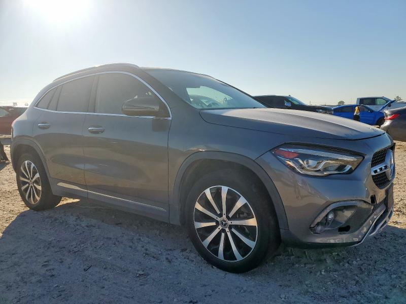 MERCEDES-BENZ GLA 250 4MATIC 2020