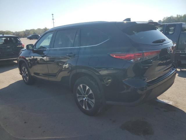 TOYOTA HIGHLANDER XLE 2022