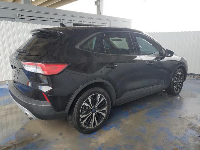 FORD ESCAPE SE 2021