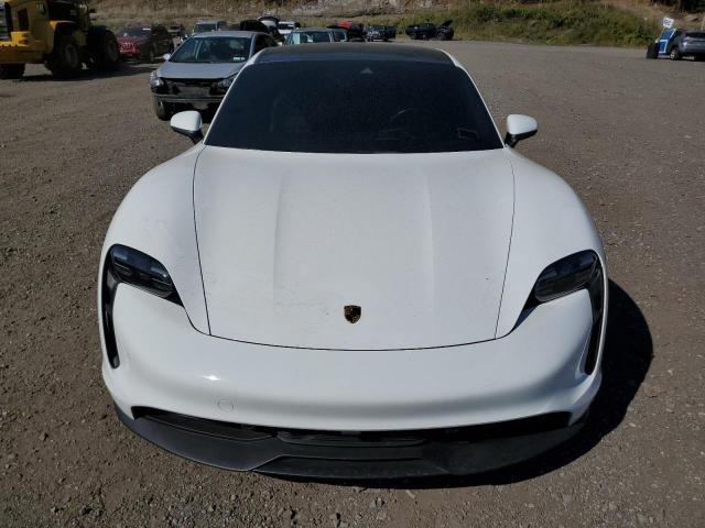 PORSCHE TAYCAN 2021