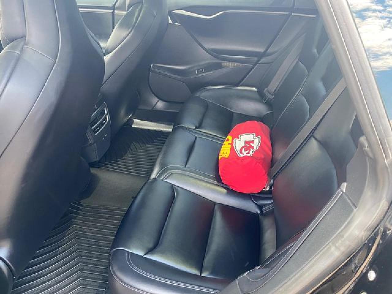 TESLA MODEL S 2018