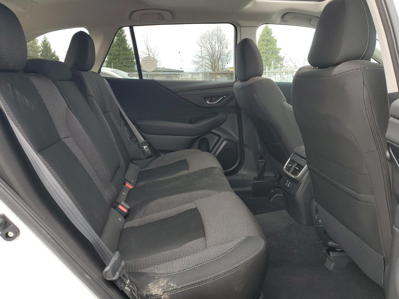 SUBARU OUTBACK PREMIUM 2025