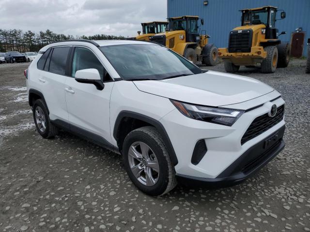 TOYOTA RAV4 XLE 2022