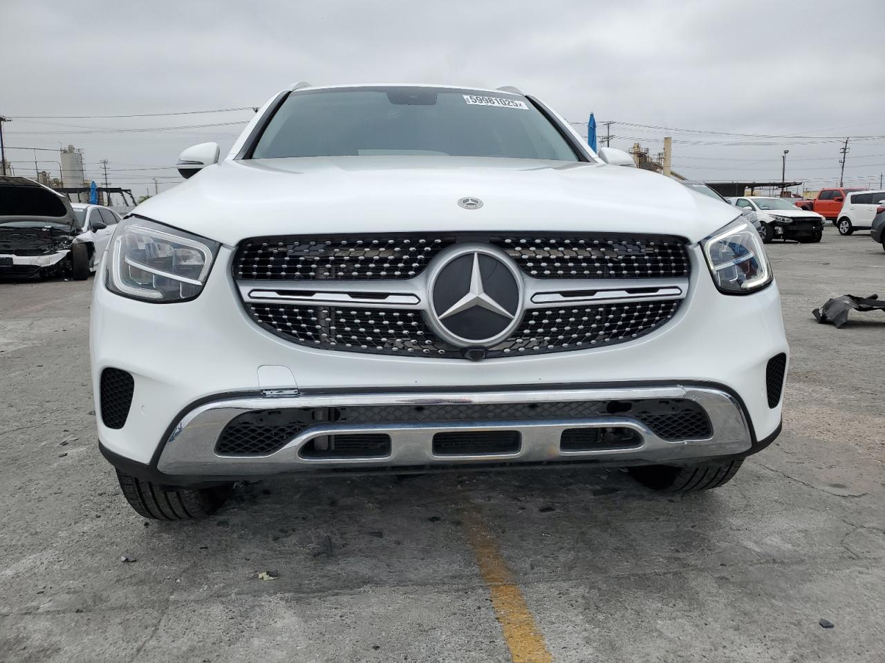 MERCEDES-BENZ GLC 300 2022