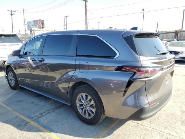 TOYOTA SIENNA LE 2023