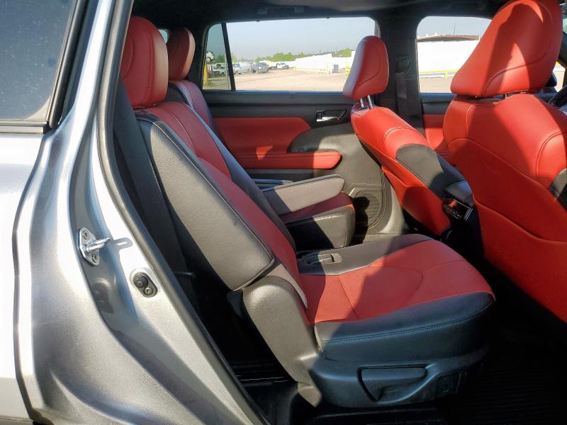 TOYOTA HIGHLANDER XSE 2022