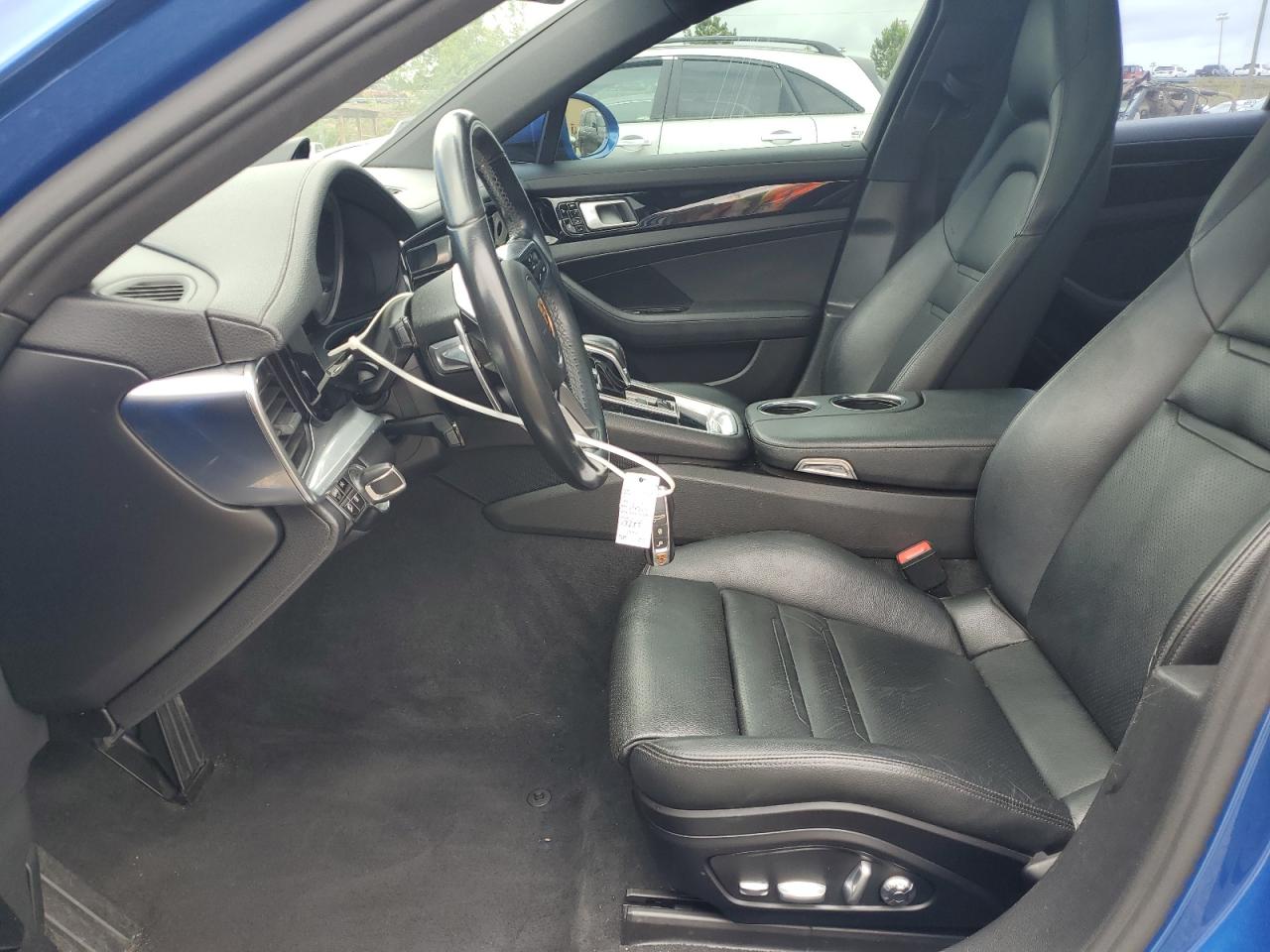 PORSCHE PANAMERA 4 2018