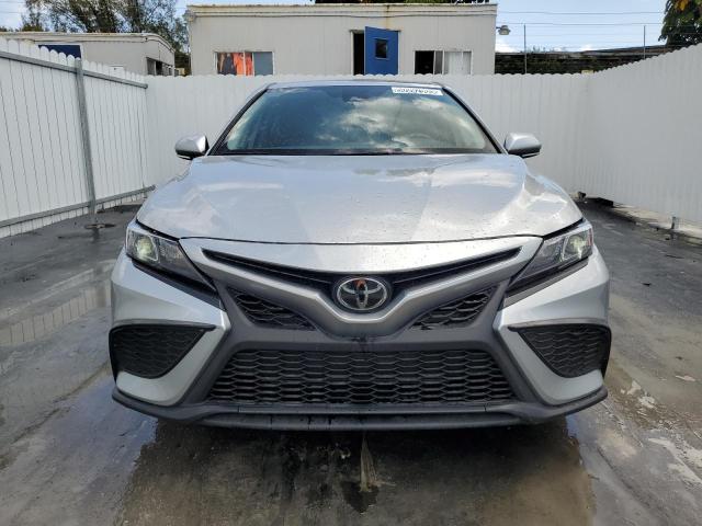 TOYOTA CAMRY SE NIGHT SHADE 2024