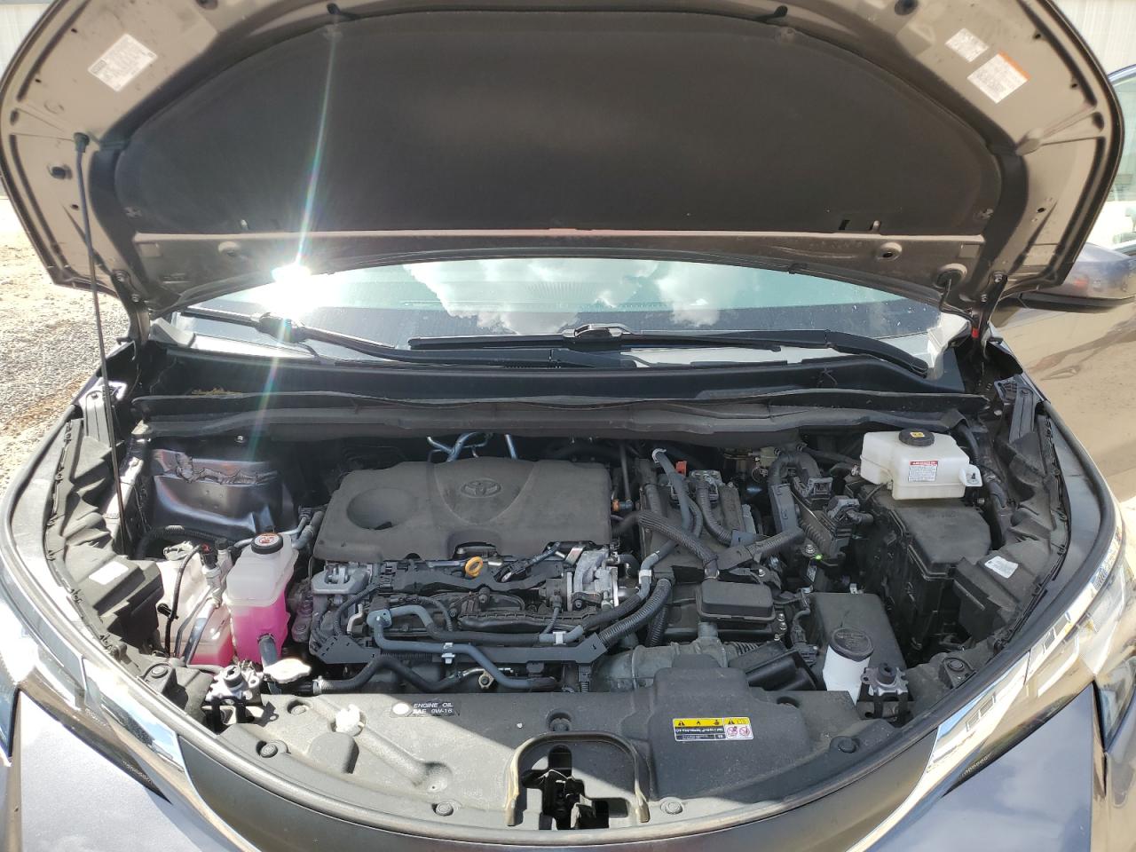 TOYOTA SIENNA XLE 2021