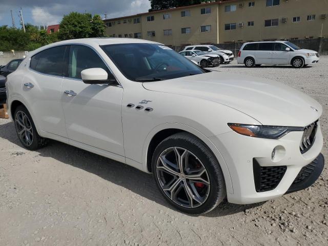 MASERATI LEVANTE BASE 2022