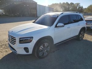 MERCEDES-BENZ GLB 250 2024