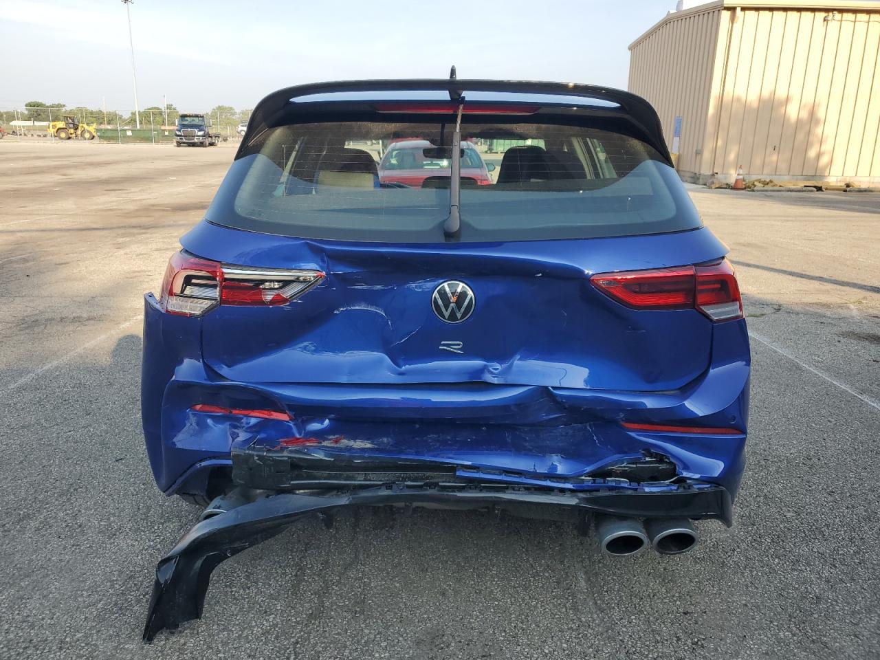 VOLKSWAGEN GOLF R 2024
