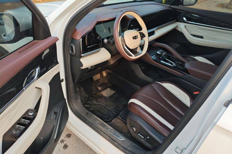 Geely Monjaro 2021