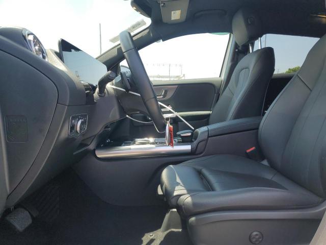 MERCEDES-BENZ GLA 250 2021
