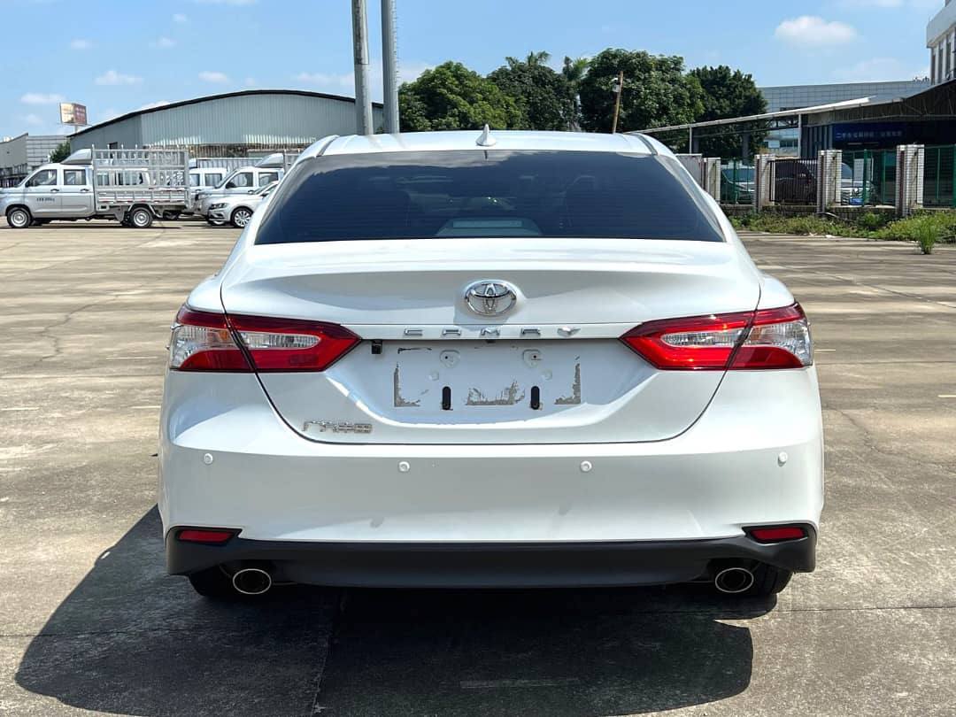 TOYOTA CAMRY 2023