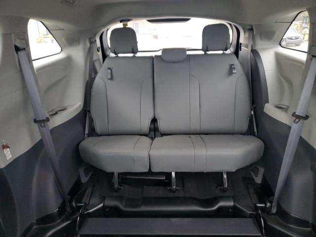 TOYOTA SIENNA XLE 2022