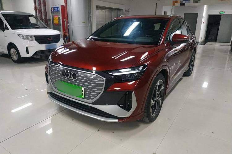 AUDI Q4 E-TRON Creative Edition 2022