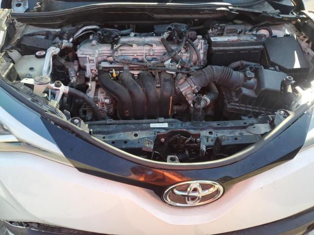 TOYOTA C-HR XLE 2022