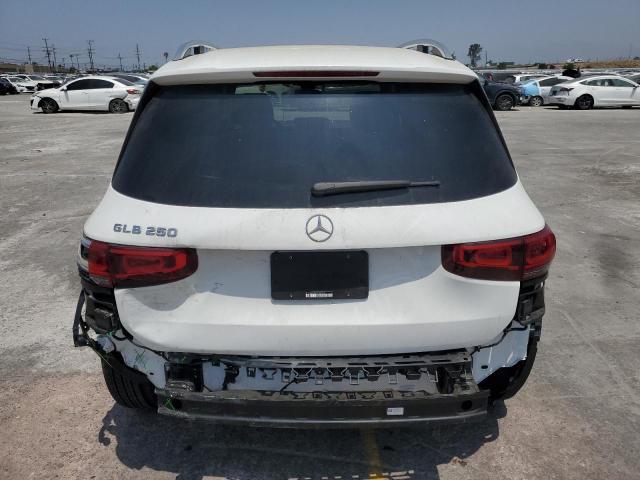 MERCEDES-BENZ GLB 250 2023