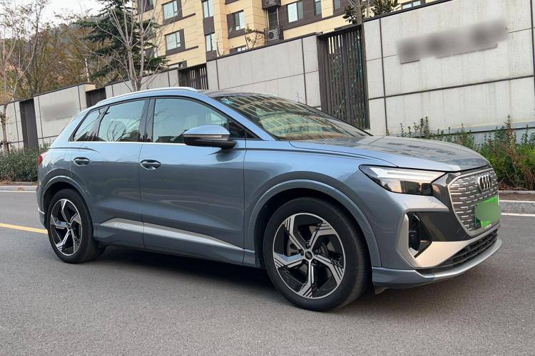 AUDI Q4 E-TRON 2023