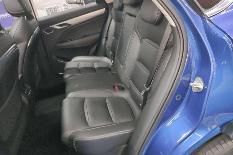 Geely Tugella 2019