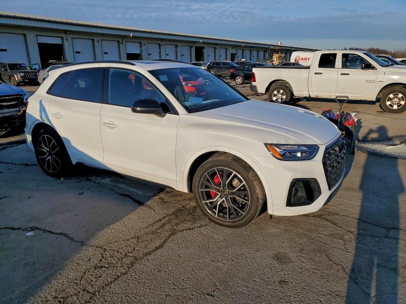 AUDI SQ5 PREMIUM PLUS 2023