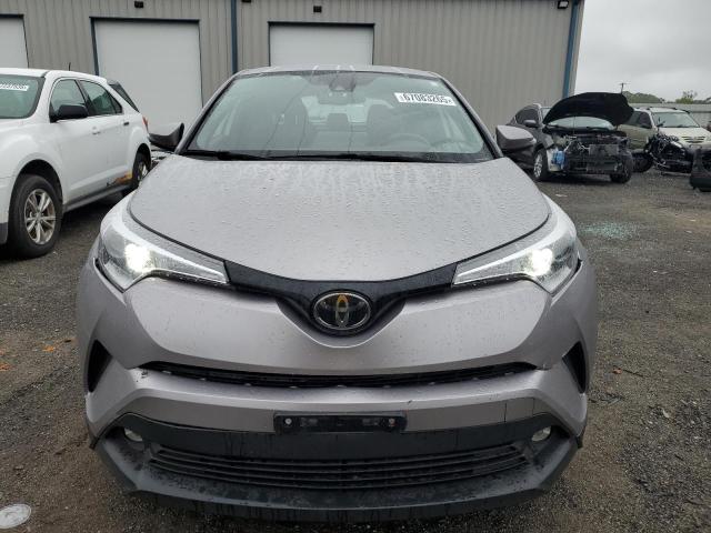 TOYOTA C-HR XLE 2019