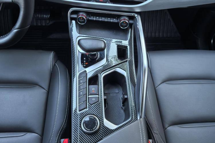 Geely Tugella ePro Shining Star 2021