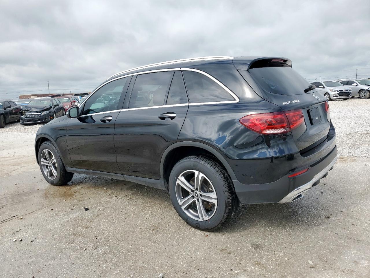 MERCEDES-BENZ GLC 300 2022