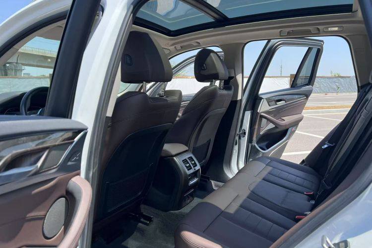 BMW X3 XDRIVE30i 2021