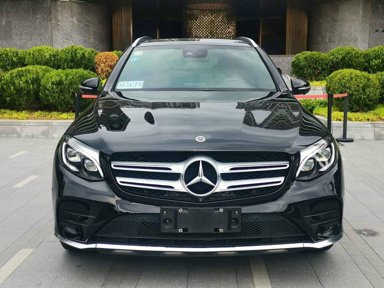Mercedes-Benz GLC 300 4MATIC 2018