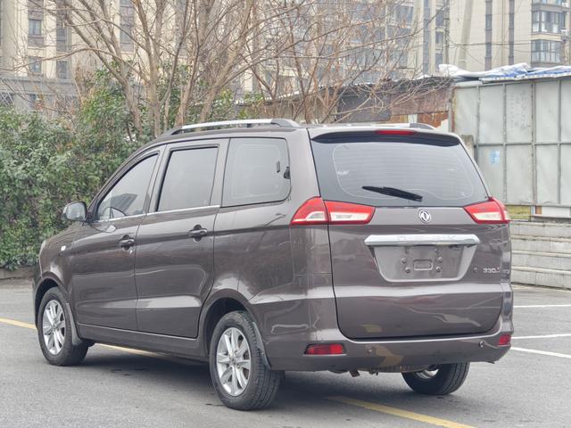 Dongfeng Fengguang 330S 2019