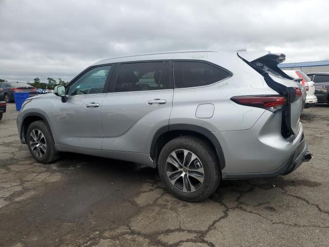 TOYOTA HIGHLANDER LE 2025