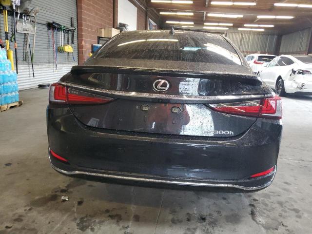 LEXUS ES 300H BASE 2024