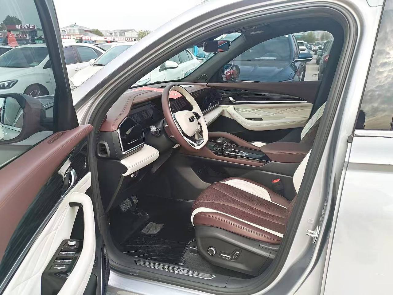 Geely Monjaro 2021