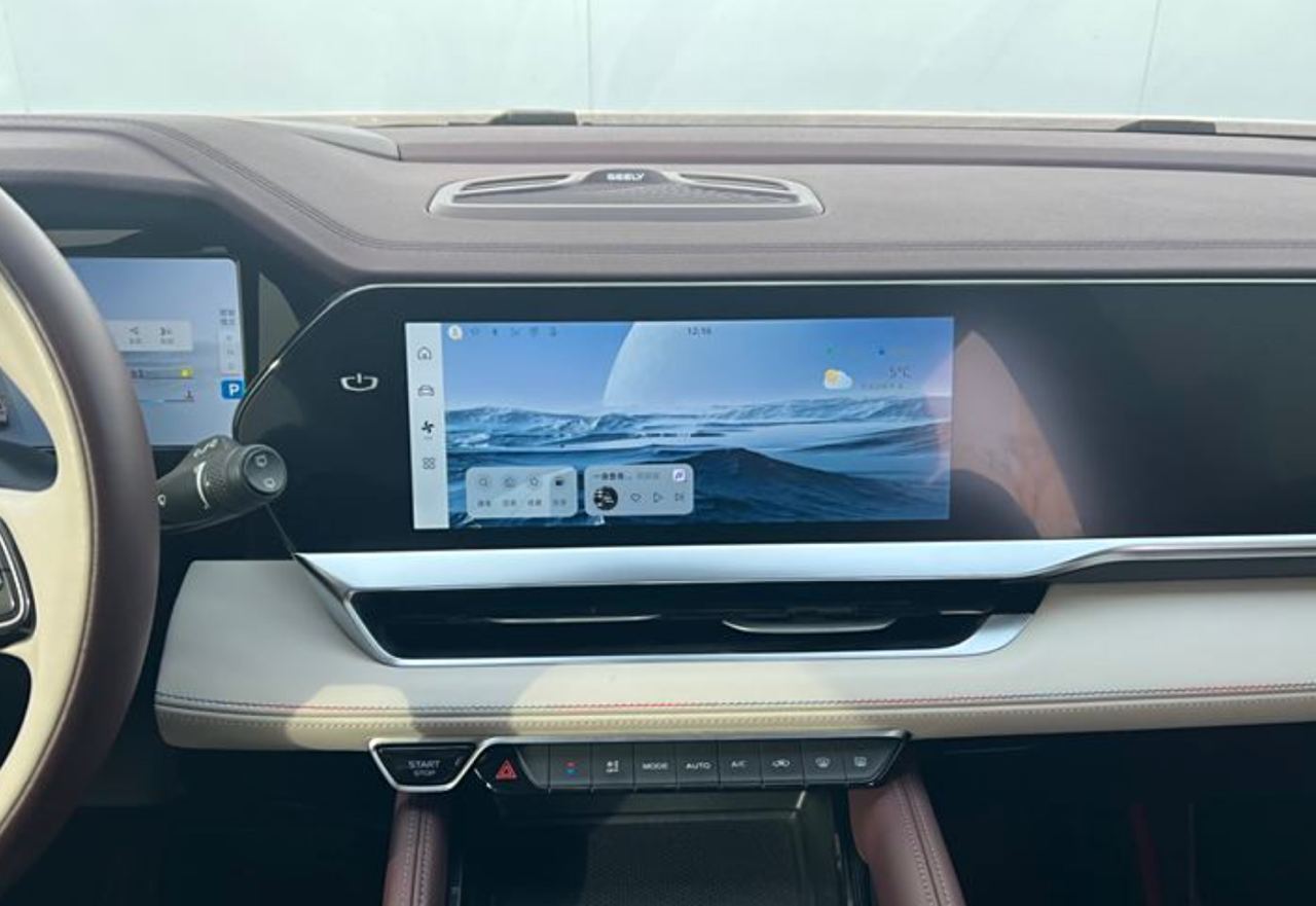 Geely Monjaro 2021