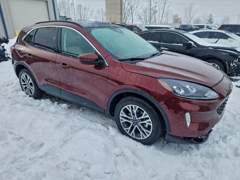 FORD ESCAPE SEL AWD 2021