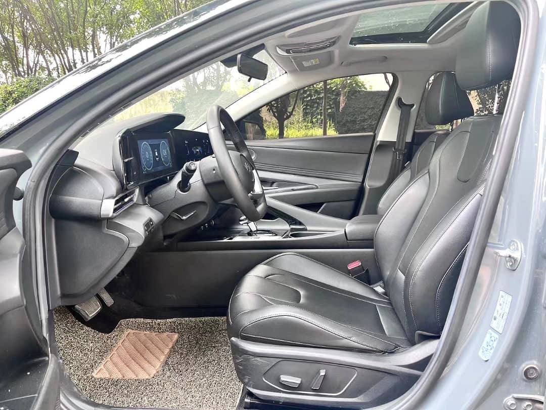 Hyundai Elantra 2021