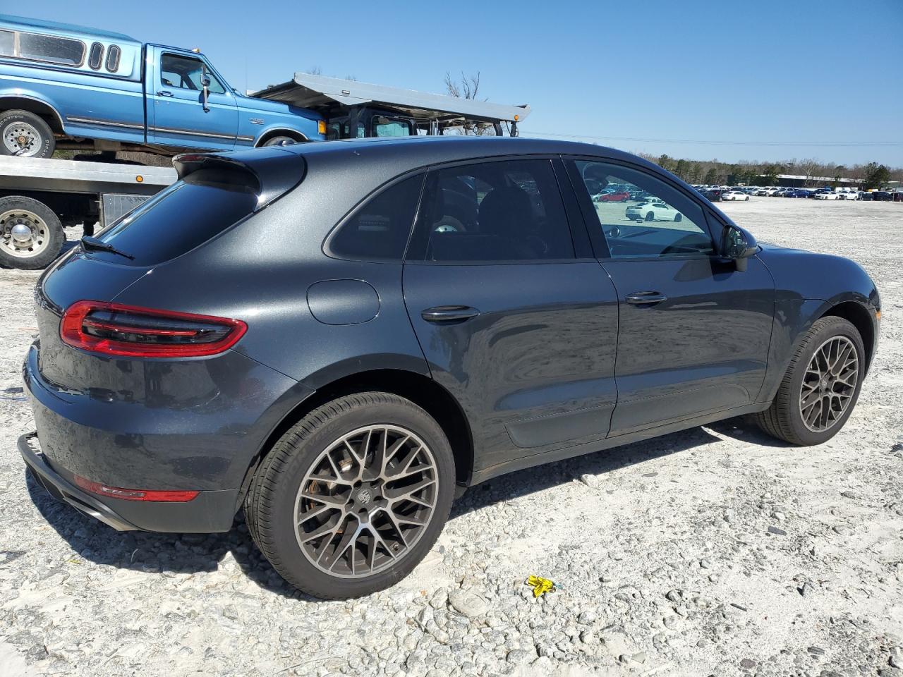 PORSCHE MACAN 2017