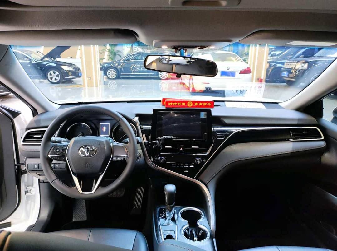 TOYOTA CAMRY 2023