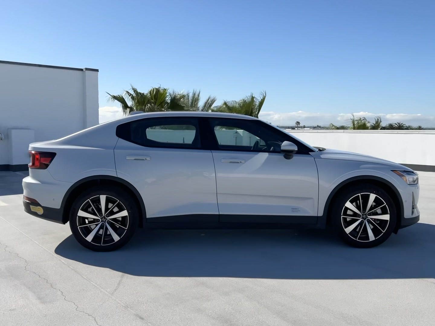 Polestar 2 5D HATCHBACK DUAL MOTOR 2022