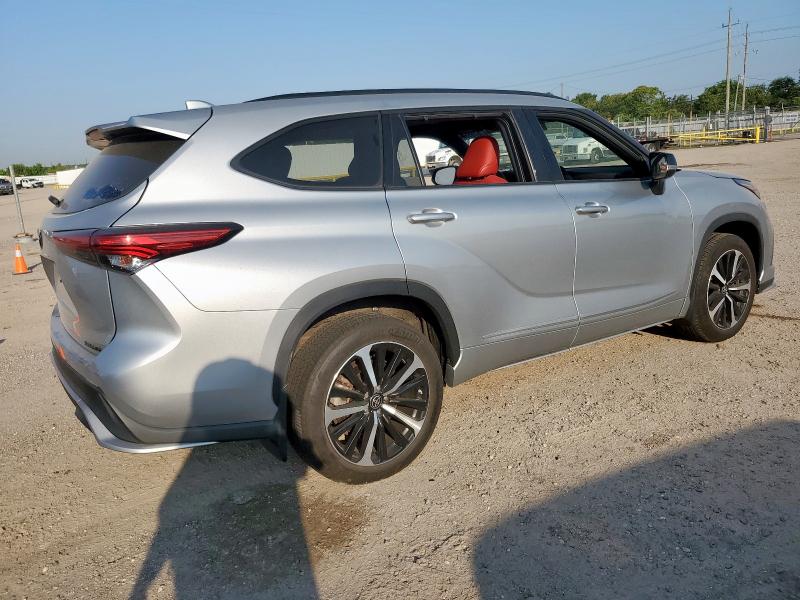 TOYOTA HIGHLANDER XSE 2022
