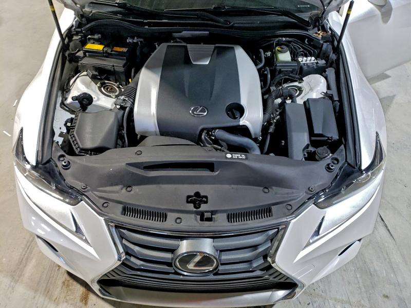 LEXUS IS 300 2017