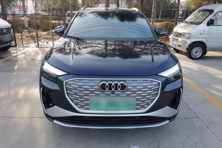 AUDI Q4 E-TRON 2023